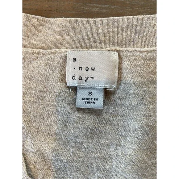 A New Day Sweater Size Small Oatmeal V Neck Knit Top Fine Gauge Pullover Target - Picture 5 of 11